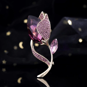 Broche Tulipe en Cuivre et Zircone Élégante Fleur de Cristal Violette Épingle pour Femme Bijoux de Luxe pour Banquet