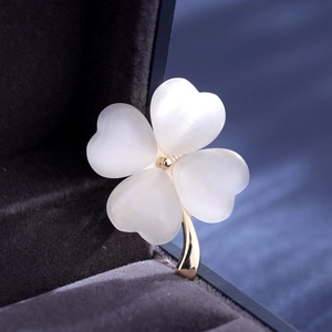 Eleganter Vierblättriges Kleeblatt Brosche Aus Kupfer Mit Synthetischem Katzenaugenstein Für Damen Hochwertige Legierung Blume Nadel Schmuck