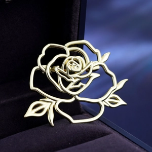 Elegant Gold Hollow Rose Brooch For Women High-End Alloy Flower Pin Accessory For Wedding Party Suit Dress Coat Jewelry