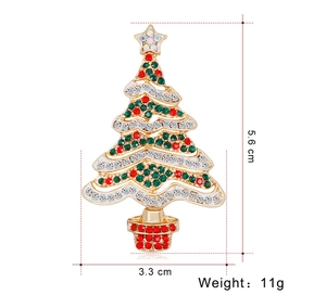 Gedetailleerde afmetingen van de kerstboombroche met strassteentjes, hoogte 5,6 cm