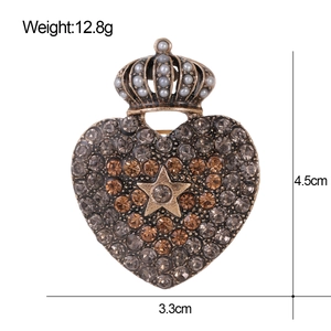 Vintage heart crown brooch with star detail and rhinestones, size 4.5cm by 3.3cm