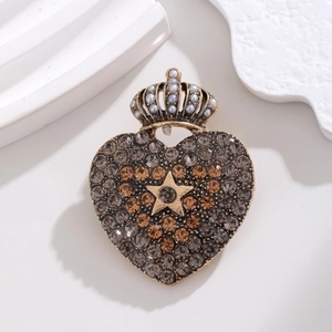 Vintage Antique Gold Alloy Heart Crown Brooch Rhinestone Star Artificial Pearl Pin For Women Palace Style Jewelry Accessory Gift