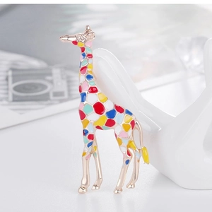 Broche en Alliage Émail Multicolore Girafe Épingle Plaqué Or Forme d'Animal Pour Femmes Hommes Accessoires de Vêtements Bijoux Cadeau