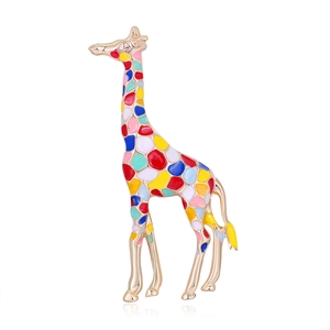 Broche girafe colorée en alliage doré avec artisanat en émail multicolore éclatant