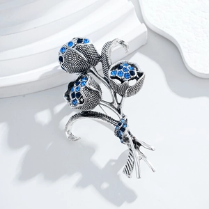 Spilla a Forma di Bouquet di Rose in Lega Vintage con Strass per Donna Oro Argento Antico Elegante Gioielli per Matrimonio