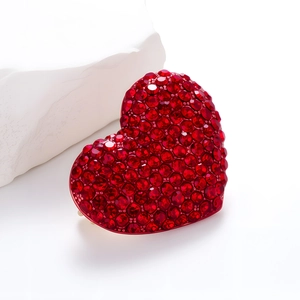 Romantic Red Heart Rhinestone Brooch Alloy Gold Plated Pin Sweet Elegant Jewelry Gift For Women Valentine's Day