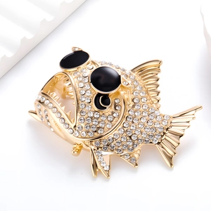 Broche de Piraña Creativo Con Gafas de Sol Aleación de Zinc Con Diamantes de Imitación Incrustados Alfiler de Animal Divertido Joyería de Moda para Mujeres Hombres