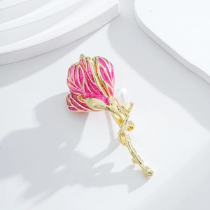 Elegant Tulip Flower Brooch With Enamel Shimmer And Faux Artificial Pearl Gold Plated Alloy Brooch Pin For Women Party Jewelry Gift