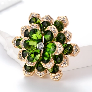 Elegant 3D Snowflake Flower Brooch Exquisite Alloy Rhinestone Crystal Floral Corsage Pin For Women Coat Accessories Gift