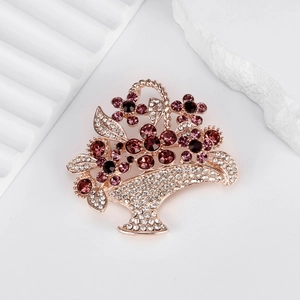 Exquisite Blumenkorb Brosche Legierung Lila Strass Roségold Beschichtete Blumen Nadel Für Damen Hochzeit Bankett Kleidung Schmuck
