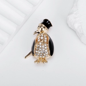 Elegant Alloy Rhinestone Enamel Penguin Brooch For Women Gentleman Penguin Shape Breastpin Lapel Pin Jewelry Accessory