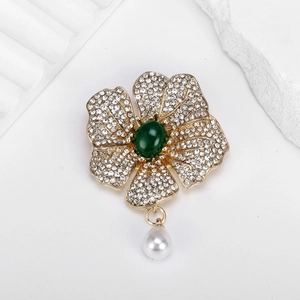 Broche en Alliage Vintage Forme de Camélia Avec Strass Pierre Verte et Pendentif en Künstliche Perle Élégant Bijoux de Mariage Fête Femme