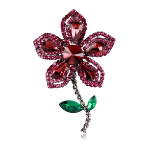 Broche Fleur Vintage Noir Fusil Avec Strass Incrustés Cristal Épingle Florale pour Femmes Bijou de Mode Élégant