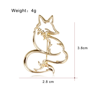 Élégante broche renard doré ajouré, épingle animale pour costumes et pulls, taille 3.8x2.8cm