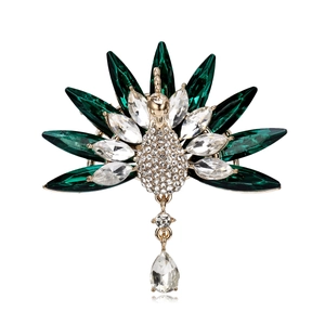 Eleganter Pfau Brosche Zinklegierung Vintage Smaragdgrün Weiß Strass Reversnadel Mit Wassertropfen-Anhänger Für Damen Geschenk