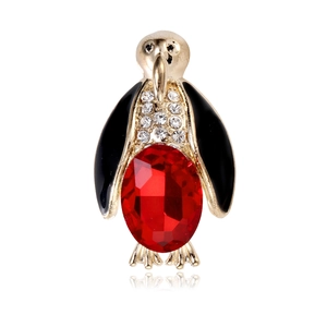 Cute Enamel Penguin Alloy Brooch With Red Champagne Rhinestones Animal Badge Pin For Women Fashion Jewelry Accessories