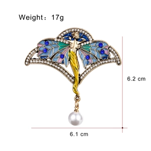 Vintage Gold-Engelsbrosche mit blauen Emailleflügeln, Strass und weißem Perlenanhänger