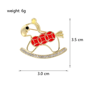 Luxurious Trojan horse brooch with red enamel coins and white rhinestones 3.5cm x 3.0cm