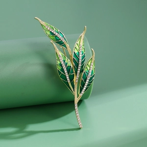 Elegant Alloy Enamel Green Willow Leaf Brooch With Rhinestones Fashion Plant Brooch Pin For Women Wedding Banquet Jewelry Gift