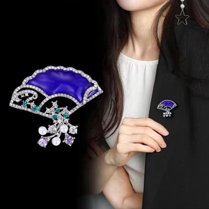 Elegant blue enamel fan brooch with crystal rhinestones and dangling pearls for clothing