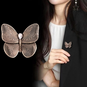 Vintage alloy butterfly brooch with teardrop gemstone for women's blazer