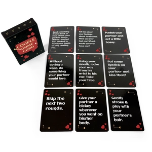 Set di 50 carte da gioco per coppie in inglese con scatola nera per interazione intima