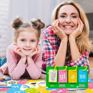 Pädagogisches Phonics-Klappkarten-Set für Kinder zum Vokabellernen in gemütlichem Heim