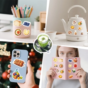 Pegatinas de comida realistas decorando hervidor, funda de móvil y diario personal