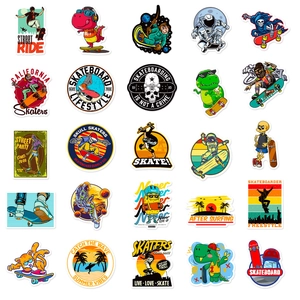 Lot de 50 autocollants de skateboard cool avec des motifs graffiti pour bagages et voitures