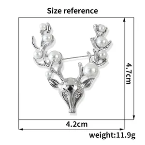 Size specifications of silver elk deer brooch with pearls measuring 4.7cm by 4.2cm