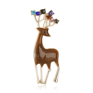Jolie broche cerf dorée avec strass colorés et finition en émail marron