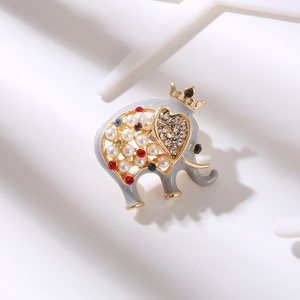Exquisite crown elephant brooch with multi-colored rhinestones and pearls on alloy base