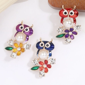 Ensemble de broches hibou à la mode avec émail coloré, perles d'imitation et strass brillants