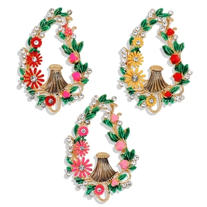 Vintage Alloy Enamel Flower Basket Brooch Elegant Rhinestone Floral Pin For Women Wedding Banquet Party Jewelry Gift