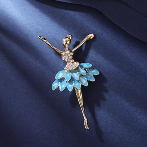 Elegante spilla ballerina in lega dorata con strass di cristallo e smalto blu