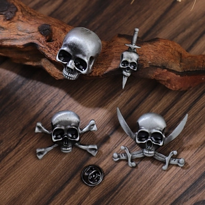 Broche Tête de Mort en Alliage Vintage pour Hommes Femmes Gothique Punk Halloween Pirate Squelette Pin Strass Ange Aile Rose Fleur Badge Bijoux