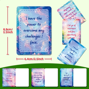 Détail des cartes d'affirmation colorées avec dimensions du produit et coins arrondis