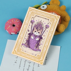 Vintage cat-themed tri-fold diary featuring a royal cat illustration and golden patterns