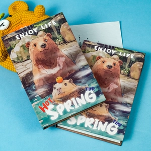 Niedliche Notizbücher mit Wasserschwein-Illustration und Enjoy Life Aufdruck