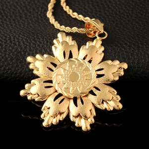 Classic 18K gold plated sunflower pendant necklace with layered petals on rope chain