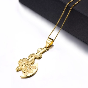Collana con ciondolo ascia di drago placcata in oro con carattere Fu e catena a croce