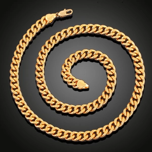 Collana a catena cubana placcata oro 18 carati con chiusura a moschettone e finitura lucida