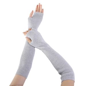 Light grey cashmere knit arm warmers with fingerless design for autumn and winter