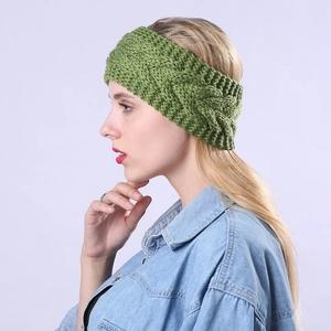 Diadema de invierno de punto grueso trenzado verde para mujer calentador de oídos
