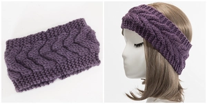 Detalle de textura de punto de trenza y vista del modelo de la diadema de invierno púrpura