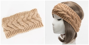 Primer plano de cinta de pelo de punto trenzado beige con textura gruesa de lana