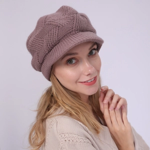 Women's twill knit thermal newsboy hat in elegant dusty rose with thick lining