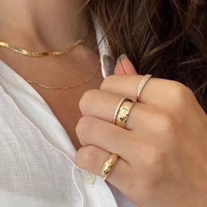 Set di anelli e collana a serpente in acciaio inossidabile placcato oro 18k e zirconi