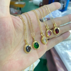 Minimalistische 18k goud roestvrijstalen kettingset met kleurrijke ovale zirkoon hangers
