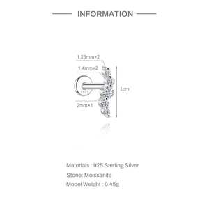 Vista detallada de las dimensiones y el sello del piercing labret en plata 925 y moissanita
